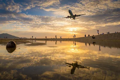 Фото пляжа с самолетами в Пхукете для блога