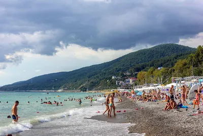 Фото пляжа Солоники в Лазаревском для рекламы