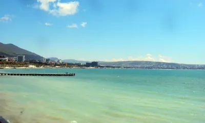 Изображения пляжа Тонкий мыс в Геленджике в формате JPG