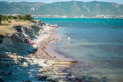 Фотографии пляжа Тонкий мыс в Геленджике с разными размерами