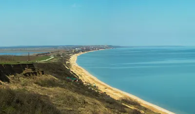 Прикоснитесь к красоте пляжа в Голубицкой через фотографии