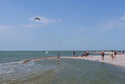 Скачать фото пляжа Золотые пески Лермонтово бесплатно