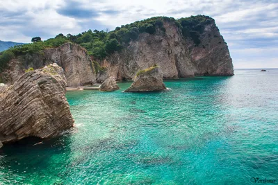 Фото пляжей Черногории для фонового изображения