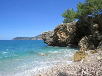 Арт-фото пляжей Черногории 2024 года для использования на сайте