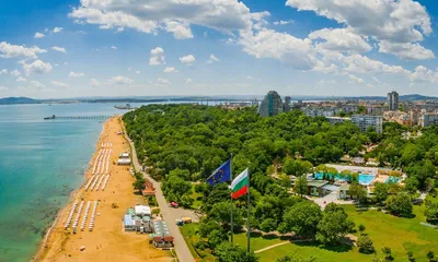 Пляжи Бургаса: Новые фото в высоком разрешении, доступные для скачивания в форматах JPG, PNG, WebP