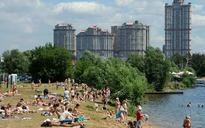 Фото пляжей Москвы - место для активного отдыха и спорта