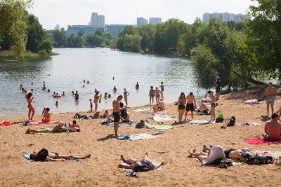 Фото пляжей Москвы - наслаждайтесь летними каникулами и отдыхом на природе
