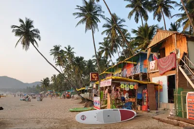 Фотографии пляжей на Гоа с местными рынками