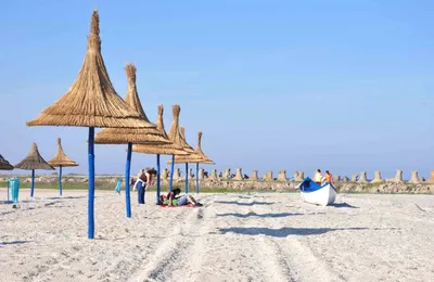 Фото пляжей Румынии - место для романтических прогулок