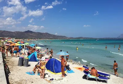 Фото пляжей Сардинии: идеальное место для отдыха.