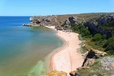 Фото пляжей Симферополя с каменистым берегом