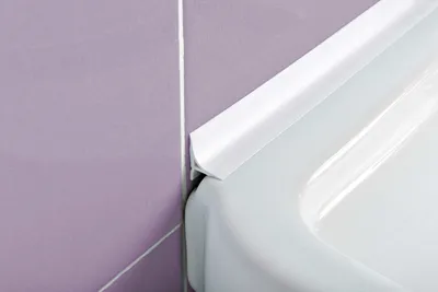 Фото плинтуса в ванной (Full HD)