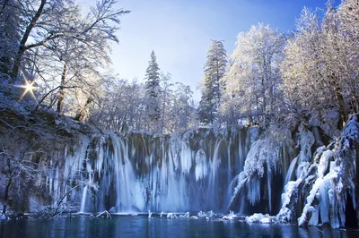 Ледяные моменты: Плитвицкие озера в зимней красе