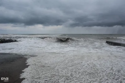 Фото голубого неба над Побережьем черного моря