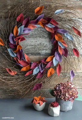 Autumn Leaf Wreaths: Create Beautiful and Unique Door Decor.