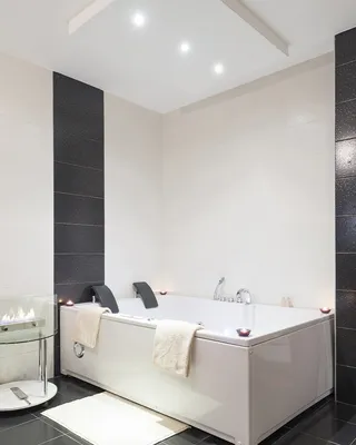 Фото подвесных потолков в ванной комнате в 4K