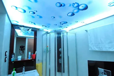 Фотографии подвесных потолков в ванной комнате, которые вас удивят