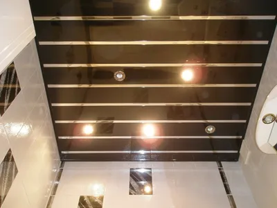 Подвесные потолки в ванной комнате: фотографии современных решений