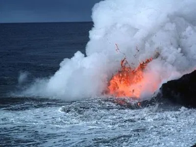 Фотографии подводных вулканов: лучшие моменты