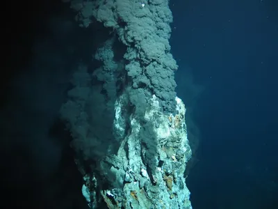 Красочные фотографии подводных вулканов