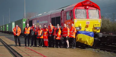 Поезд 099э: Разнообразие форматов для загрузки фото