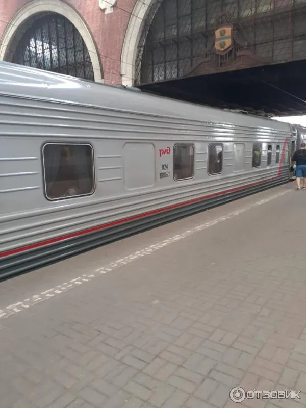 Москва адлер 102м остановки. Поезд 102м Москва-Адлер. 102м премиум Москва Адлер. Поезд 102м премиум Москва Адлер. Поезд 102 Адлер.