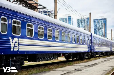 Выбор размера: Поезд 245а в великолепных изображениях