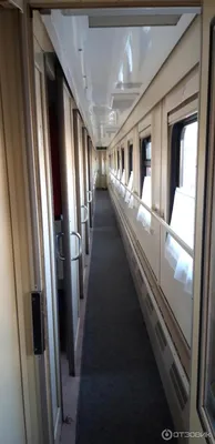 Поезд Екатеринбург-Анапа: Фотография для скачивания в WebP