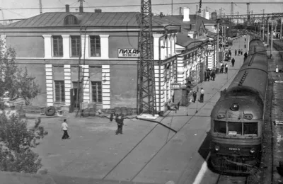 Поезд 290е: Фото в высоком разрешении для сохранения
