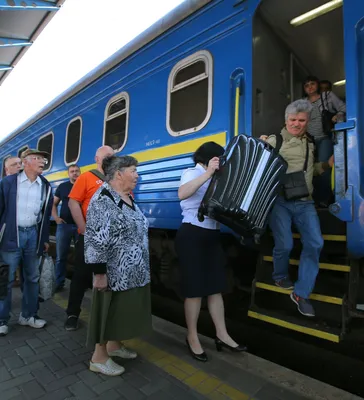 Размер на ваш выбор: Изображения поезда Москва-Таллин в JPG