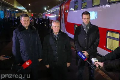 Загадочная железная дорога: Фотографии поездов в разнообразных размерах