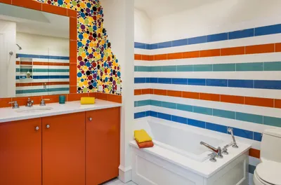 Фотографии с разными оттенками покрашенных стен в ванной