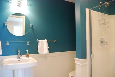 Как создать эффектный акцент в ванной комнате: фото идеи