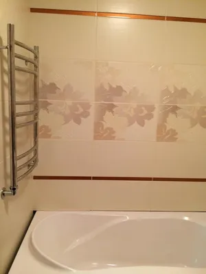 Скачать фото полотенцесушителя над ванной бесплатно в хорошем качестве