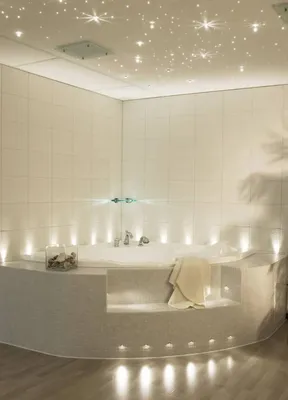 Ванная комната: потолочные светильники в интерьере
