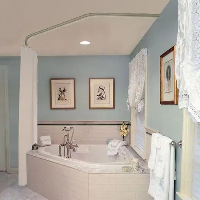 Фото потолочного плинтуса в ванной с разными материалами