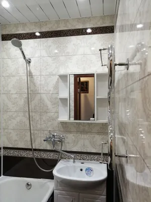 Full HD фото потолка в ванной комнате из пластиковых панелей