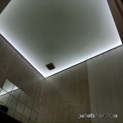 Фото потолка в ванной с эффектом звездного неба