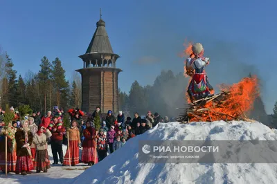 Фото с масленичными гастрономическими изысками