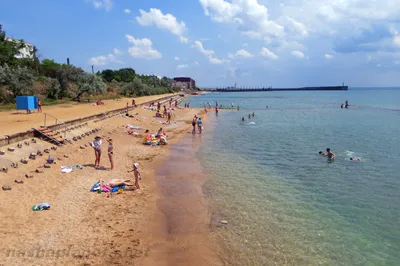 Фотографии Приморского крымского пляжа: наслаждайтесь красотой в высоком разрешении!