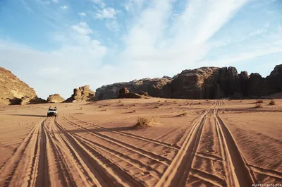 Фотографии Пустыни Вади Рам: путешествие в мир песчаных чудес