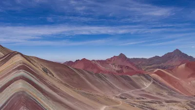 Фото радужных гор Перу: волшебное зрелище в HD качестве