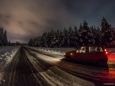 Фото разбитых авто: потрясающие кадры зимних катастроф