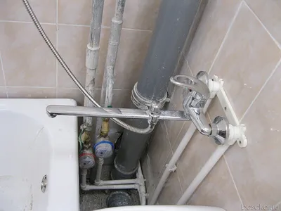Фотографии разводки труб в ванной. Полезная информация о разводке труб в ванной