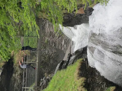 Загадочные и красивые фотографии Рейхенбахского водопада