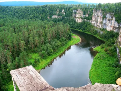 Фотографии, запечатлевшие красоту реки ай