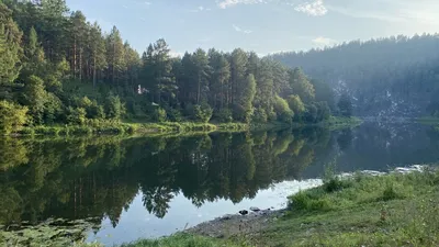 Фото Реки Ай - прекрасный фон для дизайна