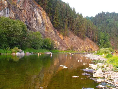 Фото реки Инзер на андроид: красота природы на вашем устройстве