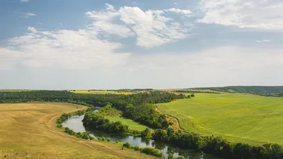 4K изображения реки красивой мечи для использования