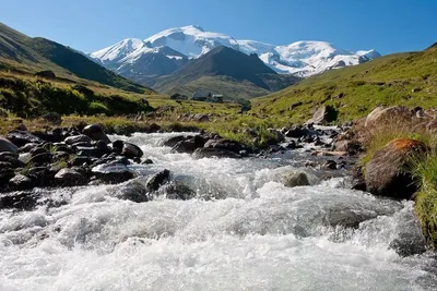 Фото реки Кубань в стиле арт